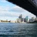 Blick von der Harbour-Bridge auf die Oper in Sydney